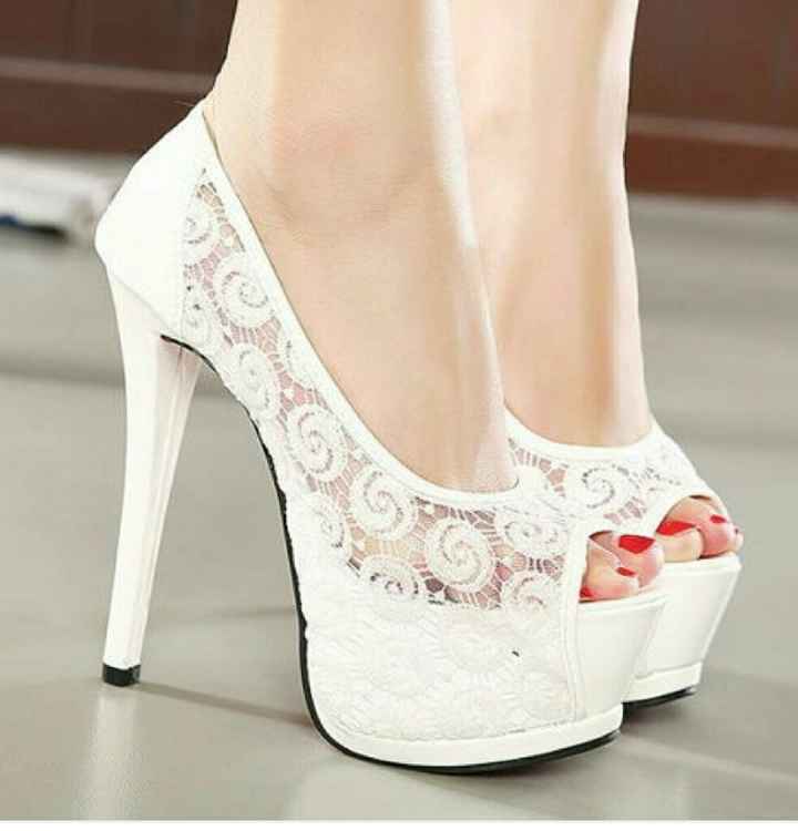 Que tipo de zapatos usarán? - 4