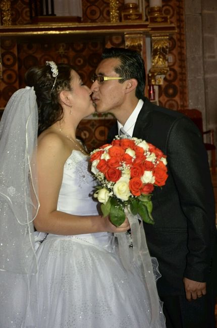Chicas casadas... compartan su foto más romántica del gran día - 1