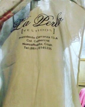 Cuando me entregaron mi vestido!! 