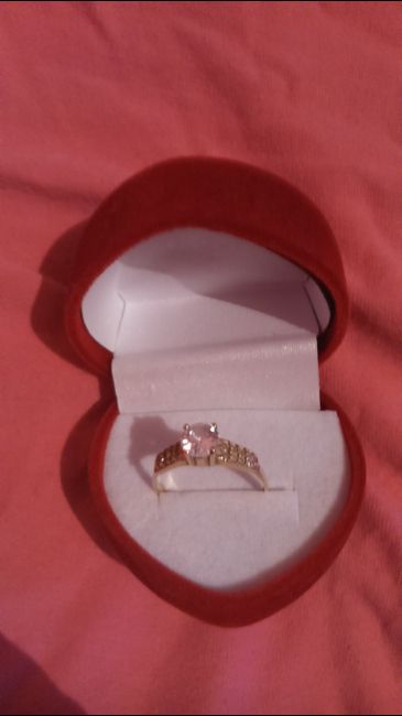 Catálogo de anillos de compromiso de Bodas.com - 1