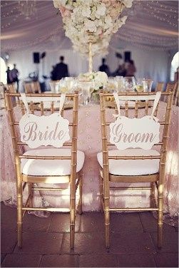 Ideas para decorar las sillas de los novios 6