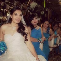 Damas en el bar