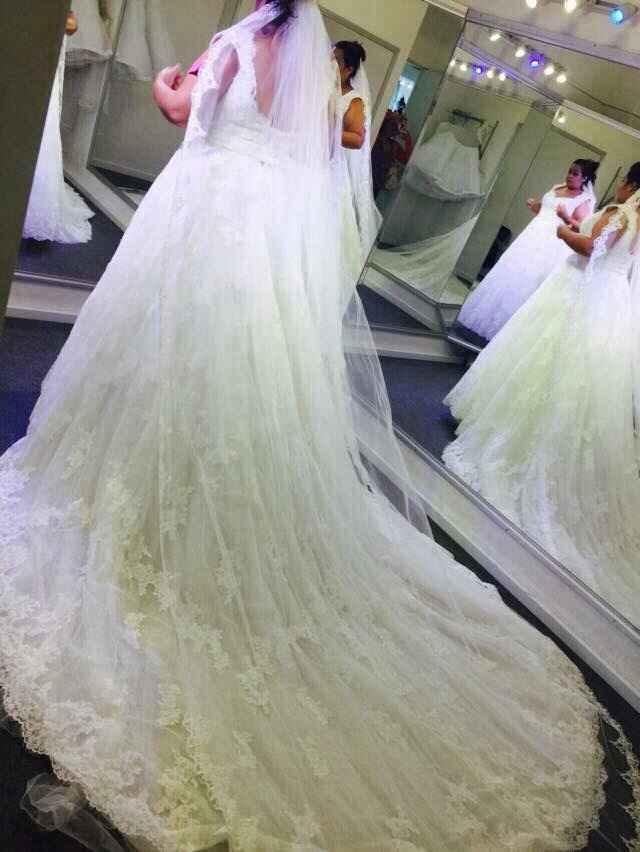 Chicas compartan su vestido de novia - 1