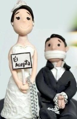 Los muñequitos del pastel