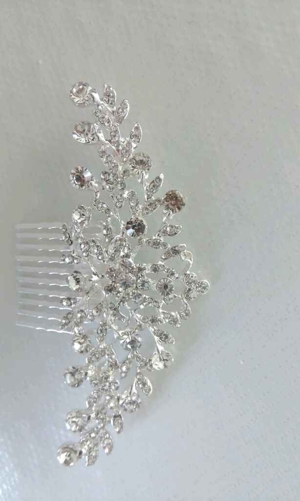 Hola chicas!! cual sera su estilo, ¿tocado o tiara? - 1