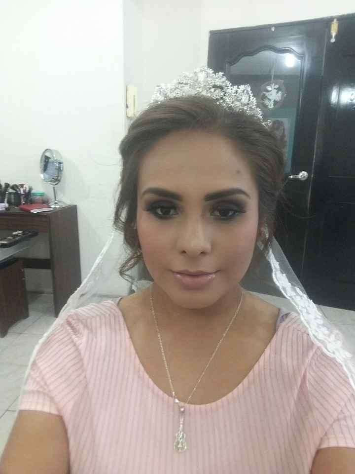 Prueba de maquillaje y peinado - 3