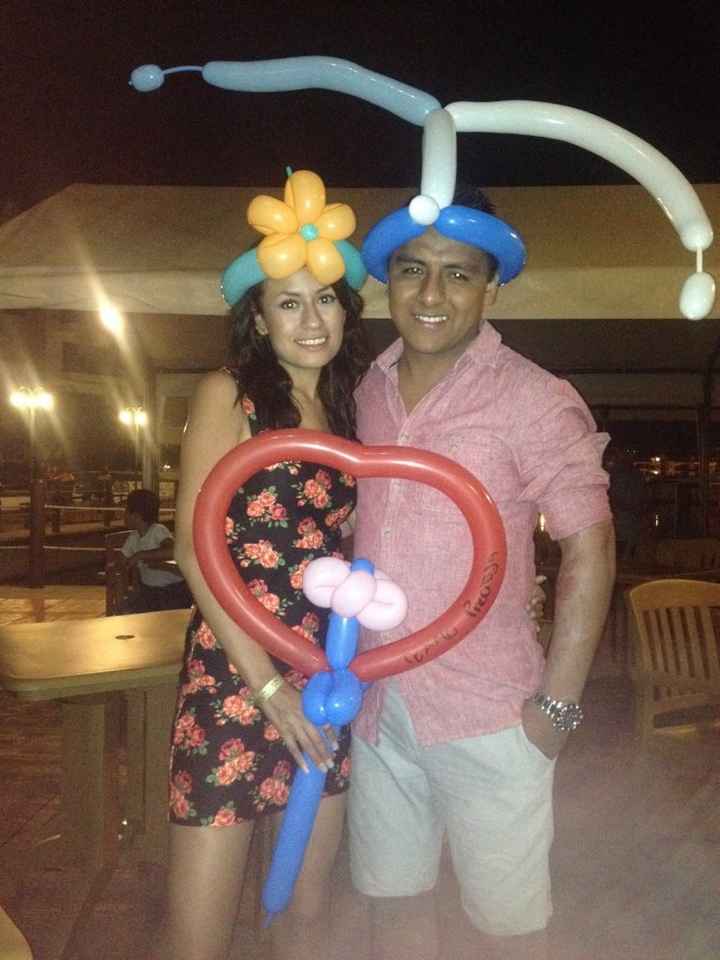 Fotos con sus prometidos!♥️ - 1