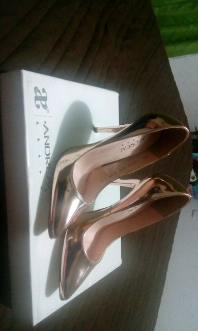 Quién usará zapatillas que no sean blancas? - 1