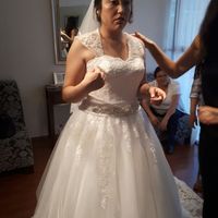 con mangas y adornitos