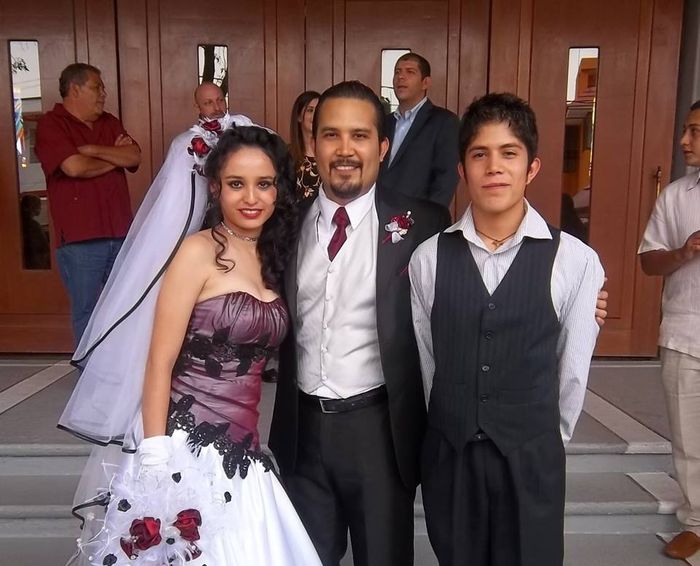 con el cuñao :3