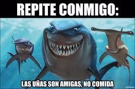 las uñas son amigas, no comida 