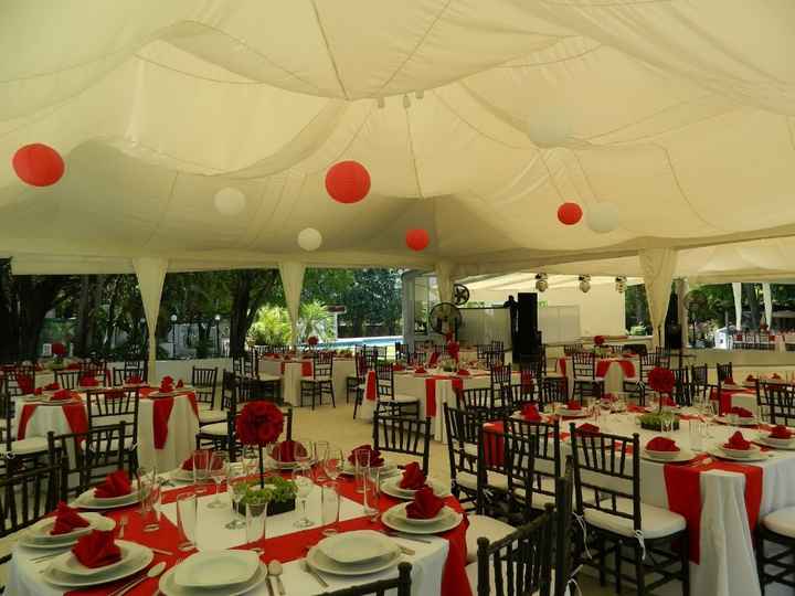 Decoración blanco con rojo 1