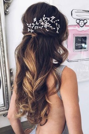 Peinados de novia, media cola 5