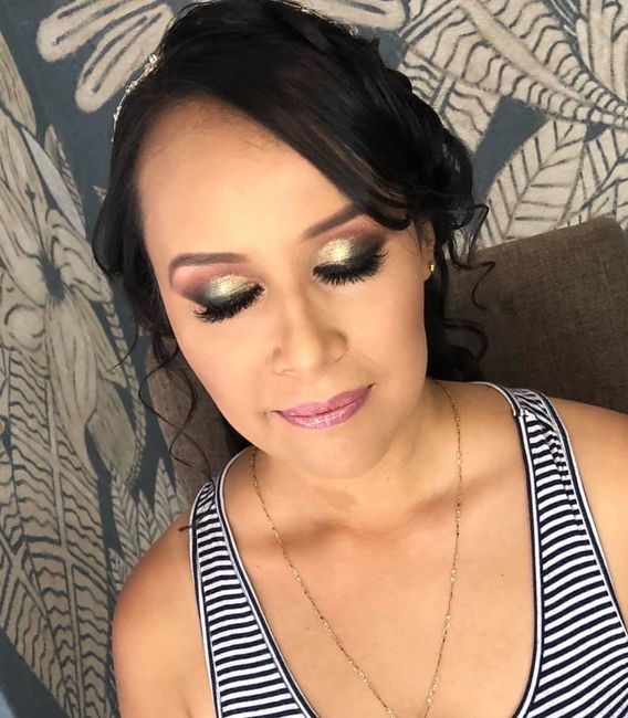 Maquillaje de ojos en tonos verdes 1