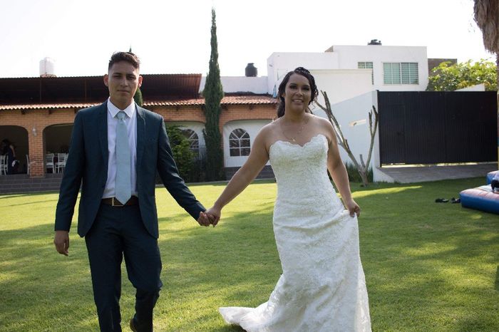 ¿cuánto gastaron en su vestido? - 1