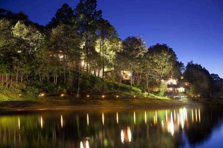 sierra Lago