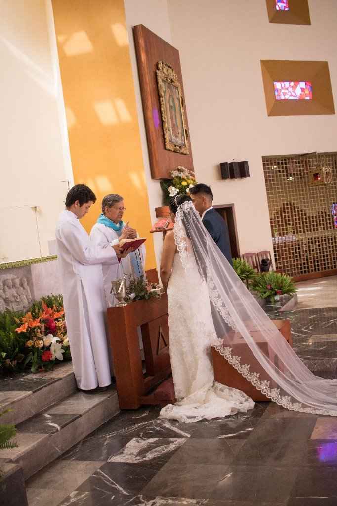 Padre Ceremonia religiosa en Guadalajara - 1