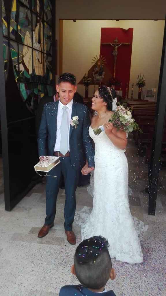 Salida de iglesia - 1