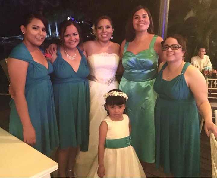 Estres total!! error de costura en el vestido de mis damas - 1