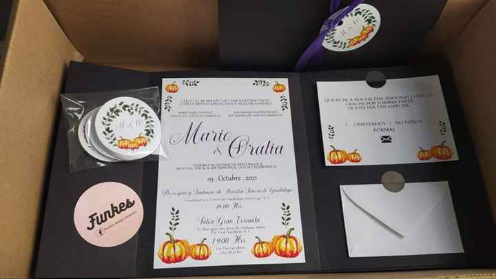 Cojines e invitaciones - 1