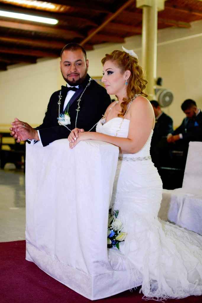 Su mirada lo dice todo y por eso la siento muy romantica