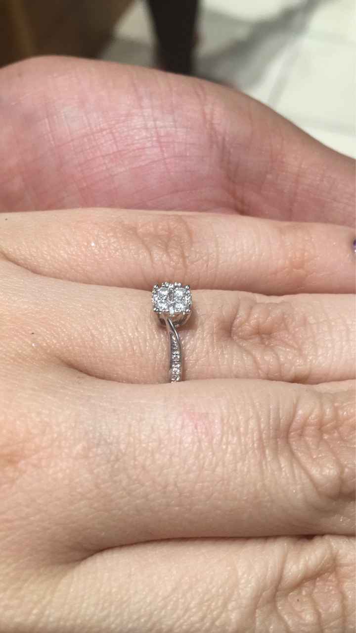  Anillo de compromiso... - 1