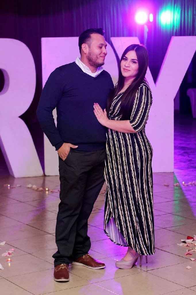 A cuánto tiempo de novios te pidió matrimonio??? - 1