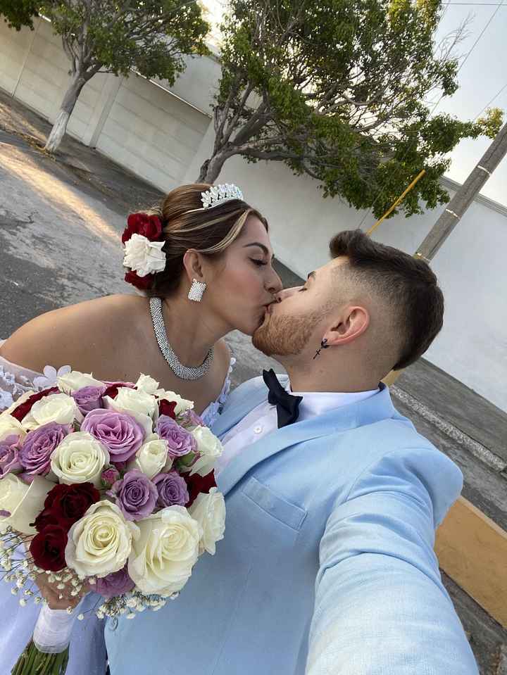 ¿Cuánto tiempo llevan casados? 😍 - 1