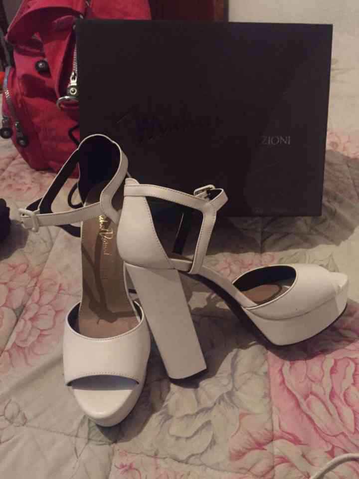 Muestrenme sus tennis para boda - 1