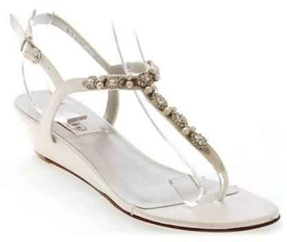 Que color de zapatos usar y que estilo para boda en playa? - 1