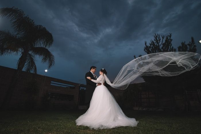 Aquí mi hermoso vestido 