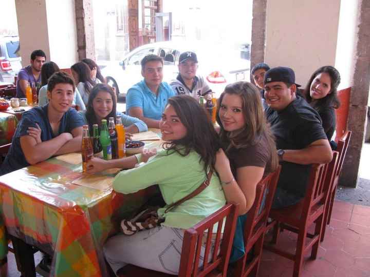 Esta foto es de las más viejitas, fue en un viaje que tuvimos con unos amigos...