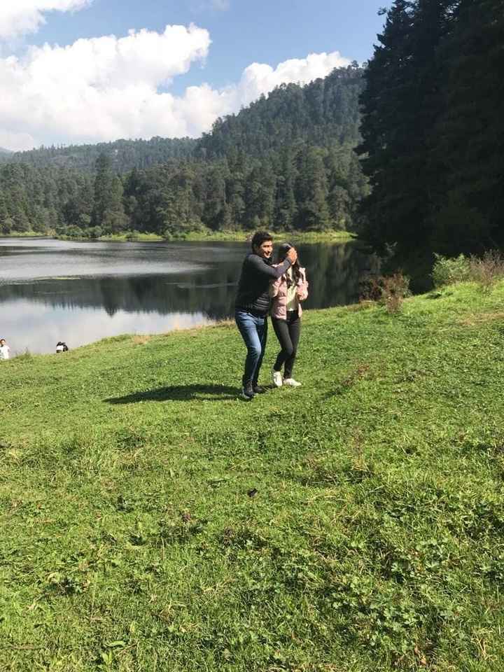 1. Antes de la pedida me invito a dar un paseo en caballo. 