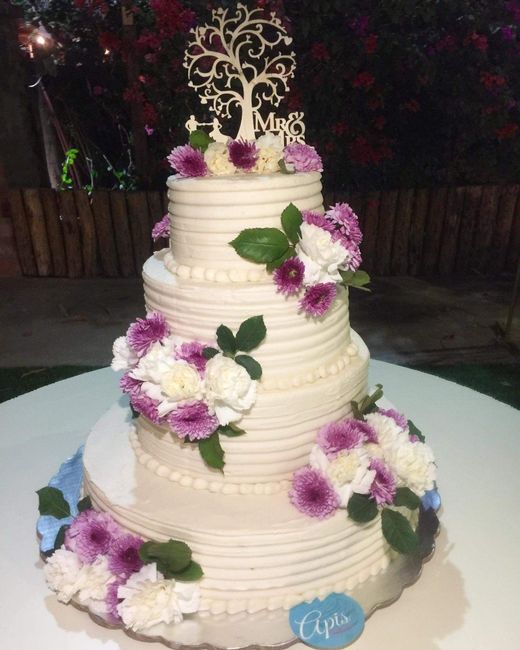 Este me lo hicieron para la boda de unos amigos 