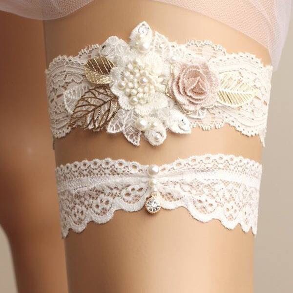 Liga de novia ¿discreta o atrevida? - 1