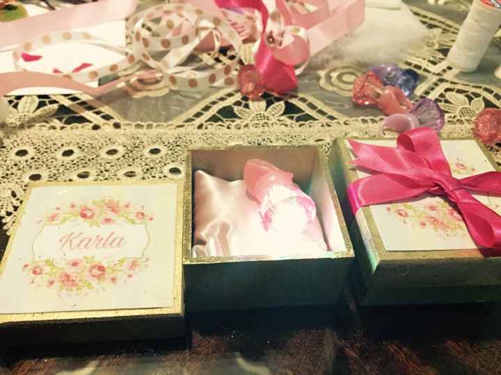 Detalles para mis damas. - 1