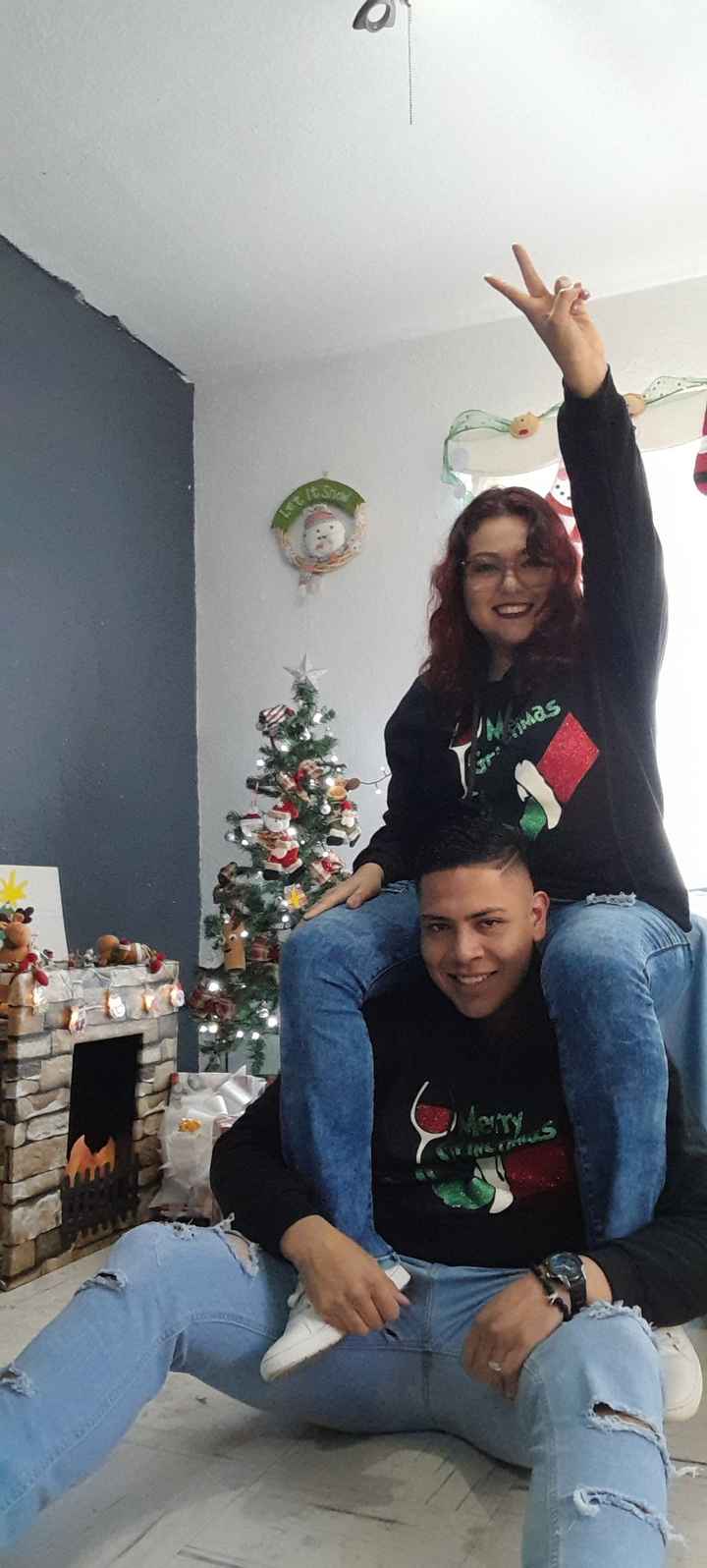 ¿Te gustan los ugly sweater en parejas? 🧥 - 1