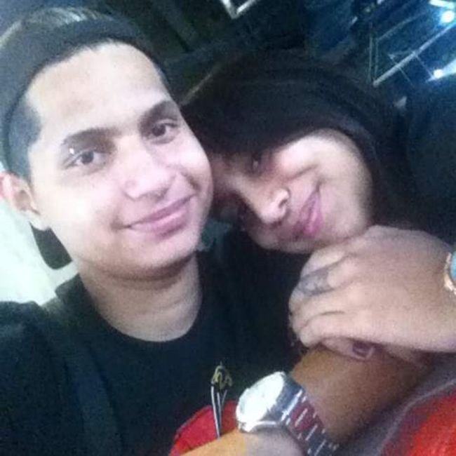 ¿Cuál fue la primera foto en pareja que subieron a las redes sociales? 5