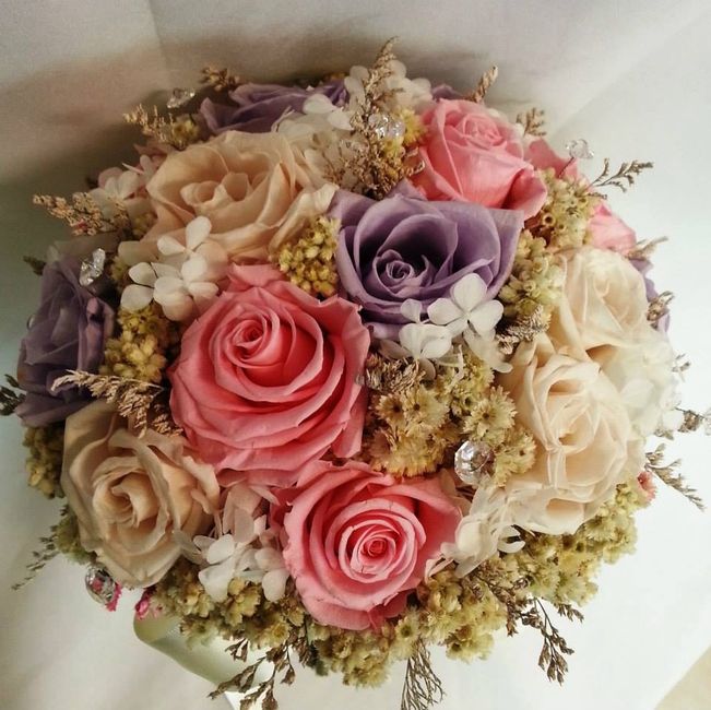 Amigas, urge me enseñen su ramo de novia!! - 1