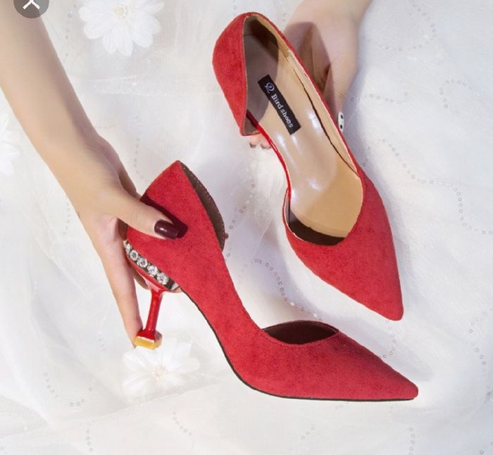 Zapatilla Blanca o Roja?? Ayudaaaaaa please!!!! - 2
