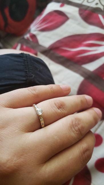 Viernes con "v"  de vamos a ver sus anillos de compromiso 💍 - 1