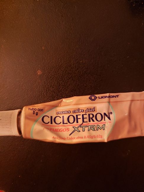 En poco días me caso y me salieron fuegos en mis labios 😭😭 - 1