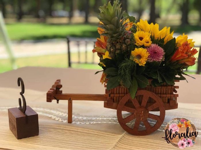 Cambios de flores para mis centros de mesa 😭😔🤗 - 1