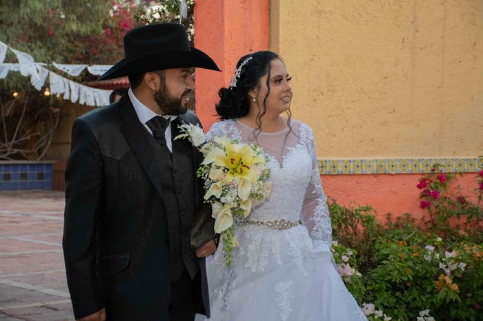 Tipos de ramos de novia--cascada 💐 20