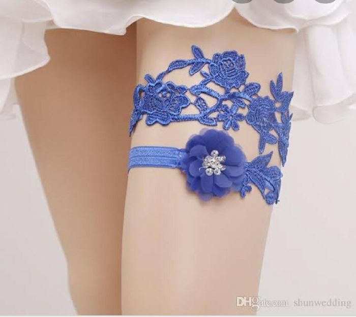 Ligas en azul y con detalles en azul 9