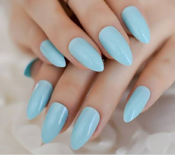 Diseños de uñas en azul 5