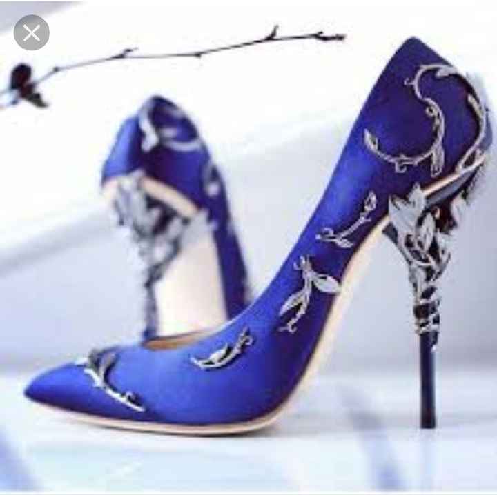 Baby blue en el calzado de la novia 💙 - 3
