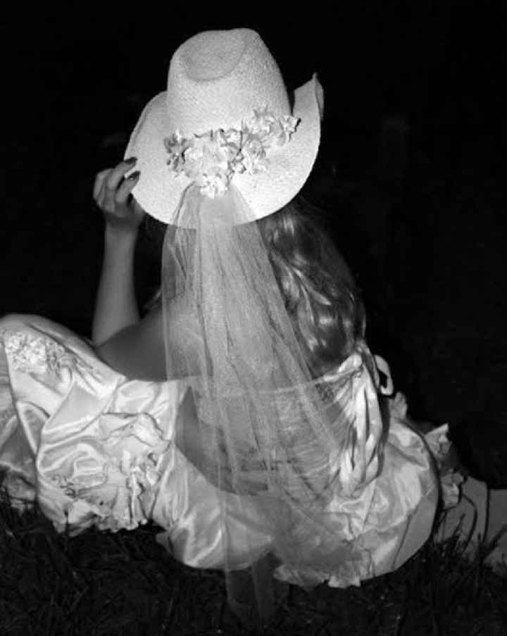 Velos con sombreros - 10