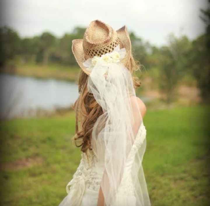 Velos con sombreros - 11