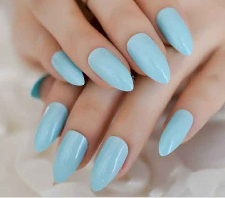 Diseños de uñas en azul - 5